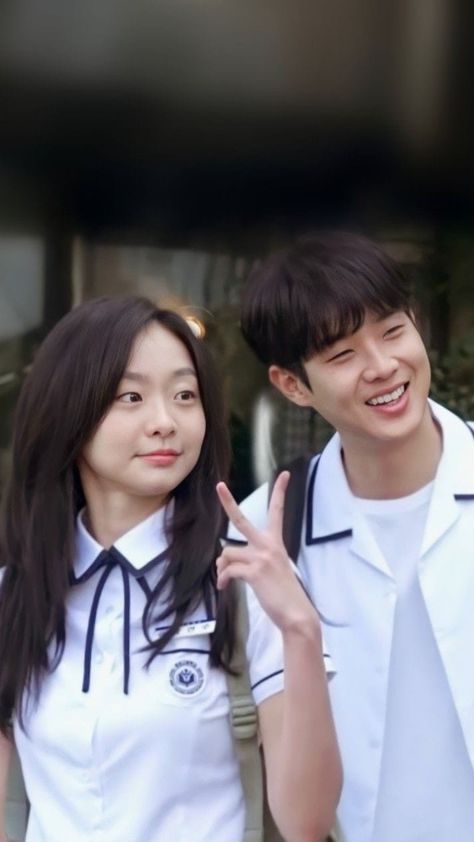 Kim Da Mi Our Beloved Summer, My Beloved Summer, Our Beloved Summer Kdrama, Choi Wooshik, Kdrama Couples, Woo Shik, Choi Woo Shik, Kim Dami, Korean Couple Photoshoot