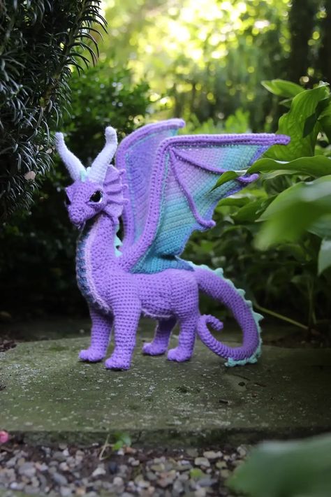 Dragon crochet by Megan Lapp; Megan Lapp experimented with a variety of media until she discovered crochet. Her creations come to life in her head and then she recreates them with yarn and a crochet hook. Colorful Amigurumi Free Pattern, How To Crochet A Dragon Free Pattern, Free Crochet Dragon Pattern Amigurumi, Free Crochet Dragon Pattern, Free Dragon Crochet Pattern, Crochet Dragon Pattern Free, Dragon Crochet Pattern Free, Sock Projects, Fantasy Crochet