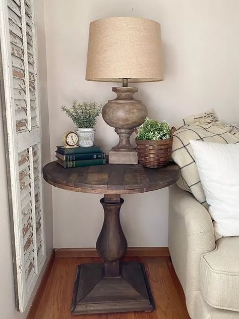 Diy Round Side Table, Side Table Decor Ideas, Round Side Table Makeover, Farmhouse Thrift Store Makeovers, End Table Makeover, Side Table Styling, Side Table Makeover, Side Table Decor, Table Decor Ideas