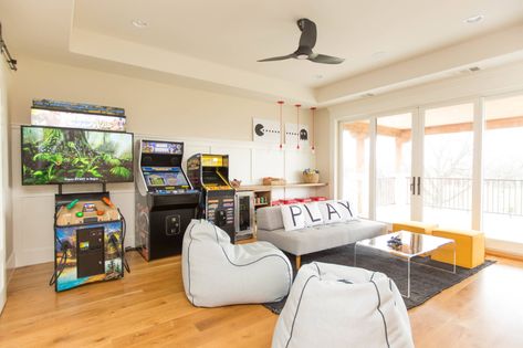 Rustic Contemporary Game Room - Contemporary - Family Room - Dallas - by Urbanology Designs Hangout Room Ideas, Rustic Contemporary Home, Teen Hangout Room, Patio Extension, Teen Hangout, Game Room Ideas, Contemporary Family Room, Retro Games Room, Arcade Room