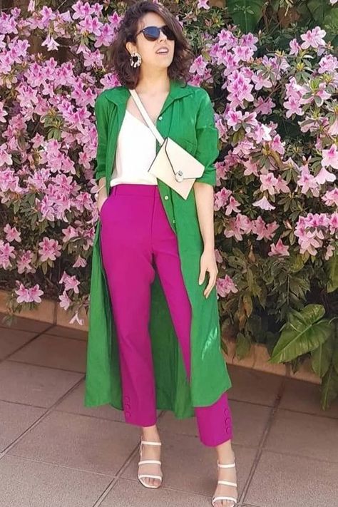 Green Cardigan With Fuchsia Pent Funky Business Casual, Fuchsia Outfit, Colour Combinations Fashion, Color Combos Outfit, Mode Kimono, Winter Typ, Color Blocking Outfits, Color Combinations For Clothes, Outfit Chic