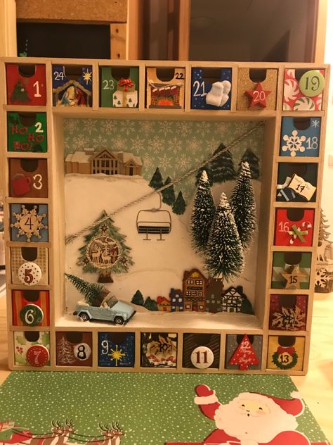 Diy Painted Advent Calendar, Paint Your Own Advent Calendar, Painted Advent Calendar Ideas, Painted Wooden Advent Calendar, Wood Advent Calendar Diy, Wooden Decoration Ideas, Wood Advent Calendar, Homemade Advent Calendars, Christmas Treats Boxes