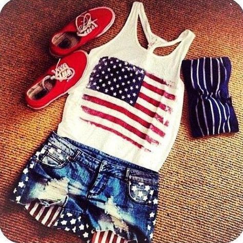 Outfit of the day – stylishsydneyblog American Flag Tank Top, Fest Outfits, Look Short, 4th Of July Outfits, Tumblr Outfits, Shorts Women, Pink Shirt, Up Girl, Looks Style