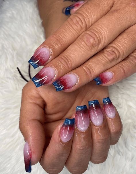 Celebrate 4th of July 2024 with Trendy Nail Designs - Stars, Glitter, and More Labor Day Nails Design 2024, Red White And Blue Chrome Nails, 4th Of July Nails Dip Powder, Dip Powder Ideas, 4th Of July Nail Designs, Stripes Nails, July Nail Designs, 4th Nails, 4th Of July Nail