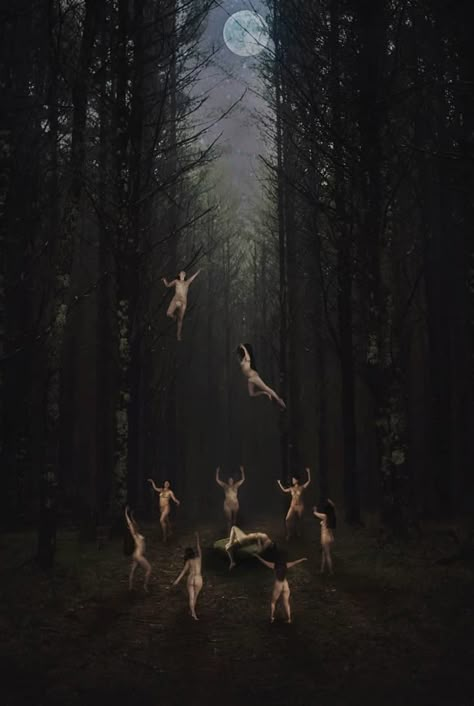 Season Of The Witch, Witch Art, Witch Aesthetic, Witchy Vibes, Coven, Dark Fantasy Art, In The Woods, Dark Aesthetic, Dark Art