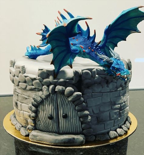 Dragon Birthday Cake Ideas Images (Pictures) Dragon Cake Design, River Dragon, Dragon Birthday Cakes, Mountain Cake, Dragon Cakes, Teen Cakes, Dragon Birthday Parties, Dragon Cake, Cake Pop Decorating