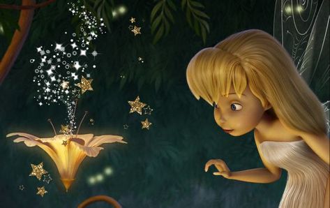 Tinkerbell 3, Tinkerbell Wallpaper, Tinkerbell Movies, Foto Newborn, Tinkerbell And Friends, Tinkerbell Disney, Photos For Instagram, Tinkerbell Fairies, Cute Pose