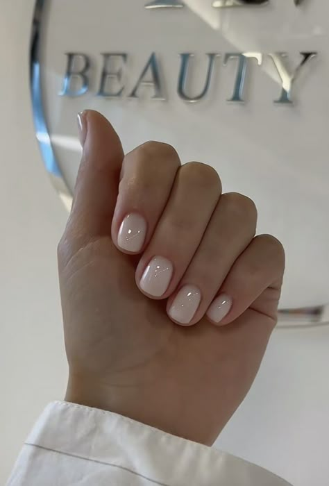 Off White Nails Short, Short Off White Nails, Natural Nude Nails Short, Milky White Short Nails, White Gel Manicure, Short Neutral Nails, Squoval Acrylic Nails, Biab Nail, White Short Nails