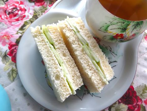 Cucumber Finger Sandwiches Fruit And Whipped Cream, Smoked Salmon Sandwich, Cucumber Tea Sandwiches, Christmas Trifle, Salmon Sandwich, The English Kitchen, English Christmas, English Kitchen, Cucumber Sandwiches