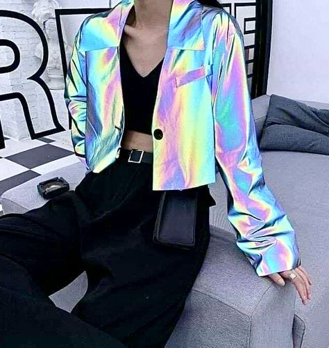 Ropa Color Neon, Holographic Fashion, Women Crop Top, Reflective Jacket, Rainbow Outfit, Festival Looks, Girls Fashion Clothes, Teen Fashion Outfits