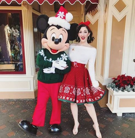 If I had a Christmas card this year, it would probably be this. ❤️❤️ I just love Mickey in his festive holiday winterwear. Disney Christmas Dapper Day, Dapper Day Christmas, Christmas Dapper Day Outfits, Vintage Disneyland Outfits, Disney Christmas Outfits Women, Disneyland Family Outfits, Jollywood Nights, Dapper Disney, Disneyland Dress