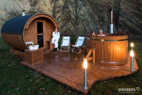 Sauna House, Hot Tubs Saunas, Barrel Sauna, Hot Tub Backyard, Hot Tub Garden, Sauna Design, Outdoor Sauna, Sauna Room, Outdoor Spa