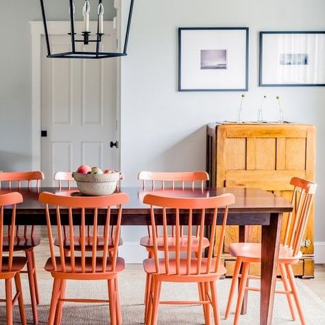 Maine Farmhouse, Dining Chairs Diy, Chairs Diy, Painted Dining Chairs, Fancy Kitchens, Farmhouse Style Table, Farmhouse Dining Chairs, Orange Kitchen, Walnut Dining Table