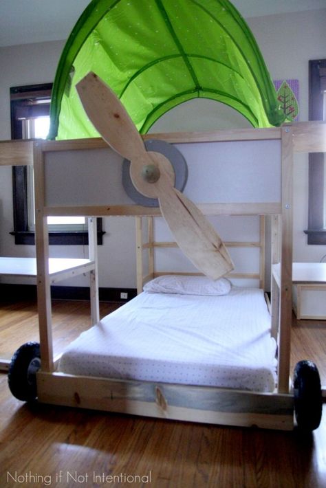 Ikea Bed Hack - Kura loft turned into an airplane bunk bed! Bunk Bed Safety Net, Baby Zimmer Ikea, Top Bunk Bed, Bunk Bed Safety, Ikea Bed Hack, Bunk Bed Room, Shared Girls Room, Ikea Kura Bed, Kura Bed