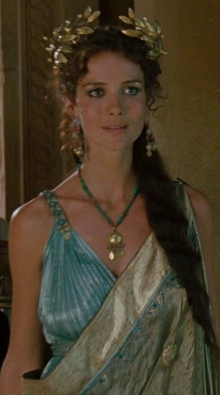 Andromache Troy, Greece The Movie, Troy Costumes, Troy Story, Troy 2004, Saffron Burrows, Troy Movie, Roman Hair, Roman Goddess