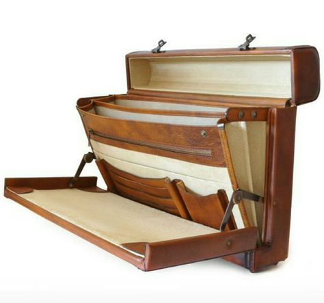 Travel Desk, Wooden Bag, Portable Desk, Leather Briefcase, Leather Shops, Wood Boxes, Luxury Items, Leather Working, Leather Craft