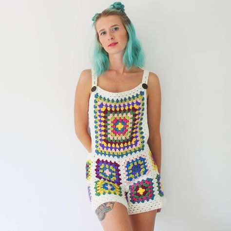 Crochet Dungarees - Overalls- Handmade - Vintage Style - Small by Josiemeakin on Etsy https://www.etsy.com/uk/listing/487978022/crochet-dungarees-overalls-handmade Crochet Dungarees, Crochet Summer Dresses, Shorts Crochet, Hippie Crochet, Crochet Romper, Crochet Skirts, Crochet Shorts, Crochet Decoration, Crochet Shirt