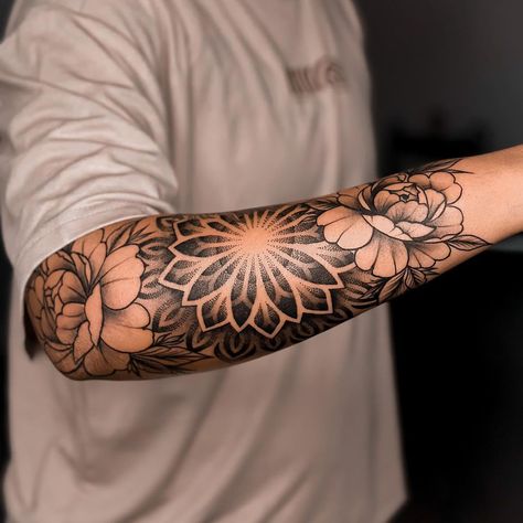 Mens Flower Sleeve Tattoo Ideas, Men’s Tattoo Forearm Sleeve, Tattoo Forearm Coverup, Geometrical Forearm Tattoo, Nature And Ocean Tattoo, Mens Arms Tattoos, Forearm Tattoo Men Sleeve Flowers, Lotus Flower Elbow Tattoo, Arm Pattern Tattoo