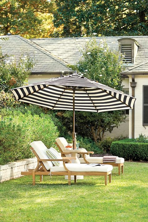 Best Patio Umbrella, Garden Umbrella, Budget Patio, Outdoor Decor Backyard, Outdoor Retreat, Paver Patio, Patio Lighting, Outdoor Umbrella, Patio Umbrellas