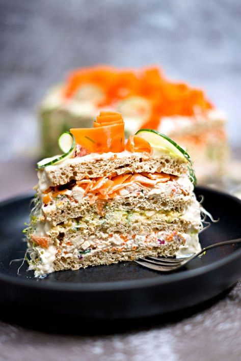 Vegan Swedish sandwich cake-smörgåstårta - Scandicuisine Lox Sandwich, Salmon Tofu, Swedish Sandwich, Carrot Lox, Salmon Cake, Lemon Juice Uses, Salmon Roll, Salmon Sandwich, Fancy Appetizers