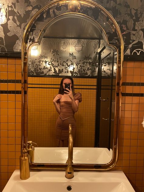 Nicole Plunkett taking mirror selfie wearing House of London brown dress at Carbone Miami Carbone Miami, Miami Lifestyle, Brickell Miami, Miami Girls, Tequila Bar, London Brown, Miami Travel, Bal Harbour, Pickle Ball