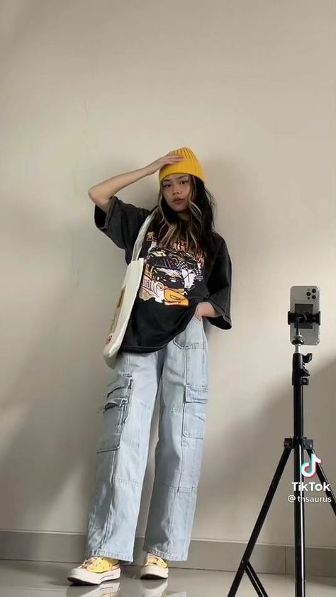 Baggy Shirt Outfit Aesthetic, Korean University Outfit Summer, Baggy Shirt And Jeans, Baggy Outfit Ideas, Outfits Con Jeans, Outfit Street, Casual College Outfits, Everyday Fashion Outfits, Casual Day Outfits