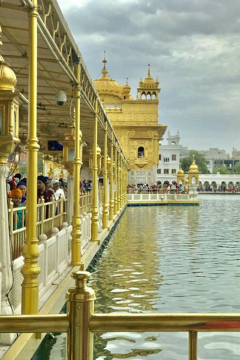 Awesome View of Golden Temple, Amritsar #Punjab Sri Harmandir Sahib, Gurdwara Sahib, Gurudwara Sahib, Golden Temple Wallpaper, Darbar Sahib, Satnam Waheguru, Harmandir Sahib, Golden Temple Amritsar, Temple Photography