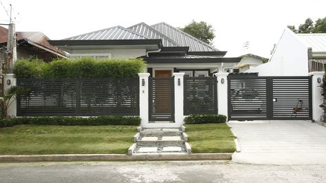 Scandinavian Bungalow in Laguna Gate Design Modern Philippines, Fence Design Philippines, Gate And Fence Design, Modern Philippines, Exterior Fence, Gate Design Modern, Black And White House, Philippine Houses, Modern Entrance Door