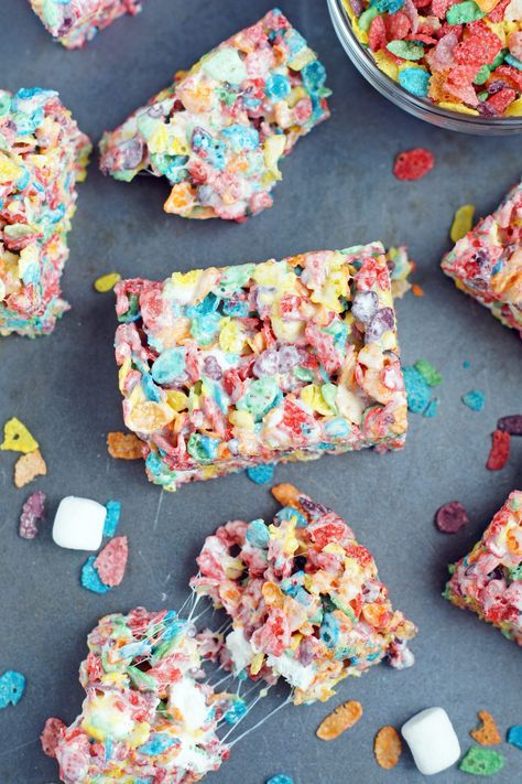 Fruity Pepples, Fruity Pebbles Treats, Fruity Pebbles Cereal, Pebbles Cereal, Cut Recipe, Rice Recipes For Dinner, Marshmallow Treats, Cereal Treats, Rice Krispy