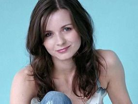 Sarah Smart Sarah Smart, Student Jobs, Film Stars, English Actresses, Tv On The Radio, Celebrities Female, Actresses, Actors, Long Hair Styles