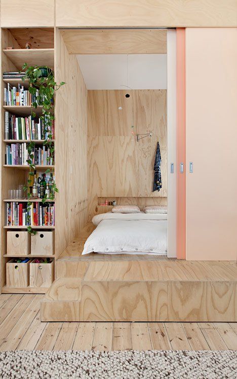 Best Platform Beds, Plywood Interior, Design Del Prodotto, One Bedroom Apartment, Apartment Design, Small Apartments, Minimalist Home, 인테리어 디자인, Small Bedroom