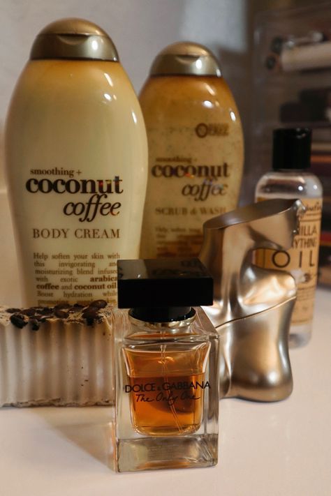 Chocolate Scented Shower Routine, If You Wanna Smell Like This, How To Smell Like Coffee All Day, How To Smell Like Chocolate All Day, How To Smell Like Vanilla And Coffee, Coffee Scented Perfume, Shower Scent Combos Vanilla, Layering Scent Combos, Scent Layering Combo