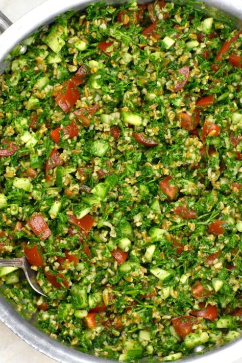 Tabbouleh - GypsyPlate What To Serve With Lamb, Great Sides, Tabbouleh Salad Recipe, Green Beans Almondine, Tabbouleh Recipe, Yellow Squash Casserole, Unique Salad, Middle East Food, Tabbouleh Salad