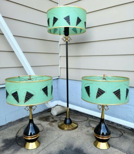 (3) Vintage Mid Century Modern Brass On Black Lamps Turquoise Fiberglass Shades | eBay 1950s Lighting, Retro Furniture 1950s, Mcm Lamps, Mcm Lighting, Atomic Decor, Mid Century Modern Lamp, Mid Century Modern Lamps, Vintage Furniture Design, Modern Lamps