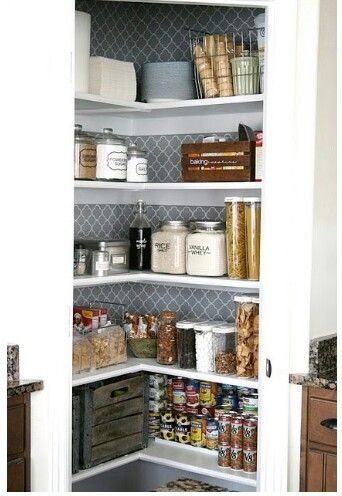 Pantry Pantry Wallpaper, Pantry Closet Design, Diy Pantry Organization, Pantry Inspiration, Small Pantry Organization, Organized Pantry, Pantry Remodel, Pantry Makeover, Pantry Closet