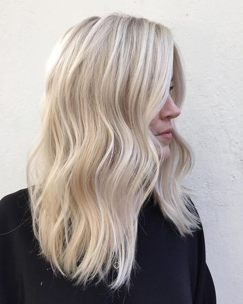 @justinandersoncolor on Instagram: “She said her new hair made her look interesting. My team and I took this beauty from a natural blonde to a bright bleach and tone.|” Bleach And Tone, Bright Blonde Hair, Cool Blonde Hair, Creamy Blonde, Cool Blonde, Blonde Hair Shades, Bright Blonde, Bob Hair, Platinum Blonde Hair