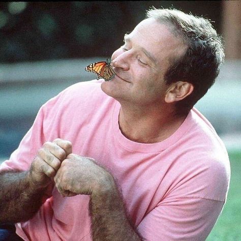 Robin Williams Aesthetic, Make People Happy, Better Alone, Dead Poets Society, People Happy, History Pictures, Robin Williams, Two Daughters, Social Club