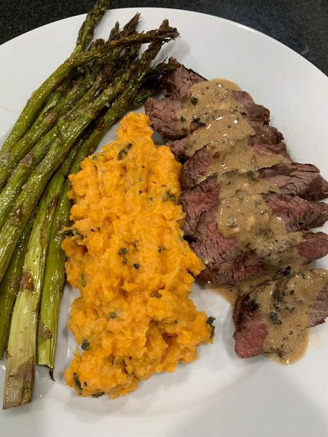 beef tenderloin with homemade pepper sauce. plus maple sage sweet potatoes and lemon roasted asparagus 🥩🤤😋 Sweet Potato With Steak, Steak And Sweet Potato Dinners, Homemade Pepper Sauce, Steak Asparagus, Beef Tenderloin, Roasted Asparagus, Sirloin Steaks, Pepper Sauce, Beef Steak