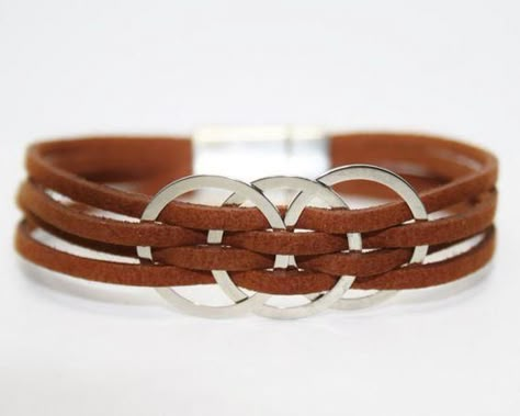 Leather Bracelets Women, Womens Bracelet, Leather Jewellery, Genuine Leather Bracelet, Cord Jewelry, Jewerly Making, Leather Wristbands, Multi Strand Bracelet, Bracelet Leather