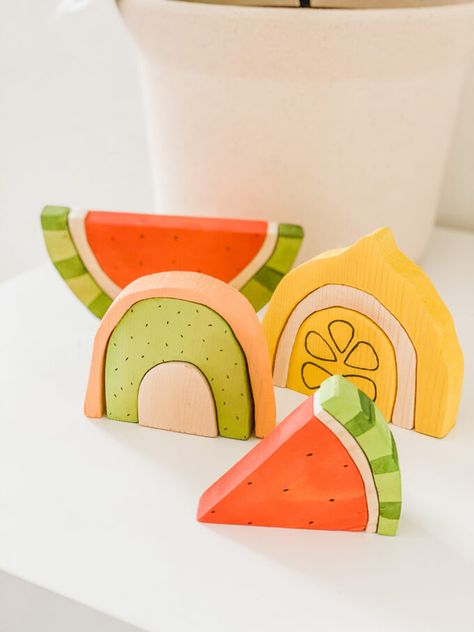 DIY Wooden Fruit Stacking Toys \ #CoronaCrafting Diy Montessori Toys, Montessori Diy, Wooden Fruit, Cool Shapes, Wood Scraps, Wood Puzzles, Stacking Toys, Wood Toys, Montessori Toys