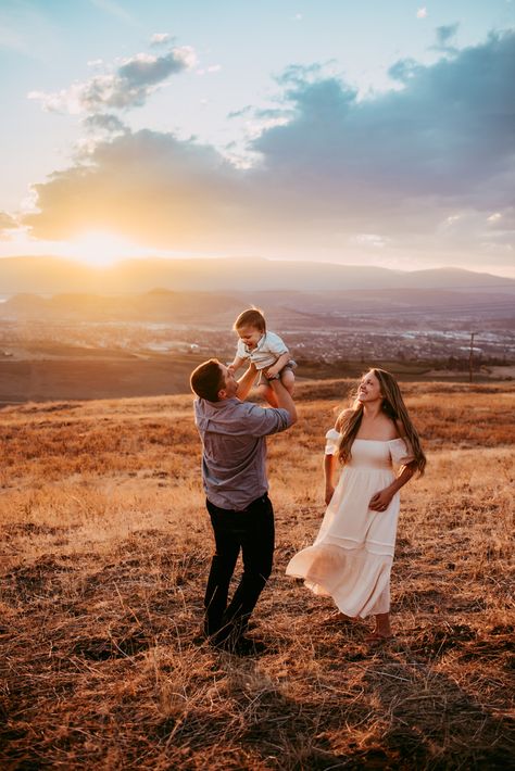 Golden Hour Family Photos, Dawn Photography, Golden Hour Photography, Golden Light, Frozen In Time, Outdoor Photos, Golden Lights, One Year Old, Late Summer