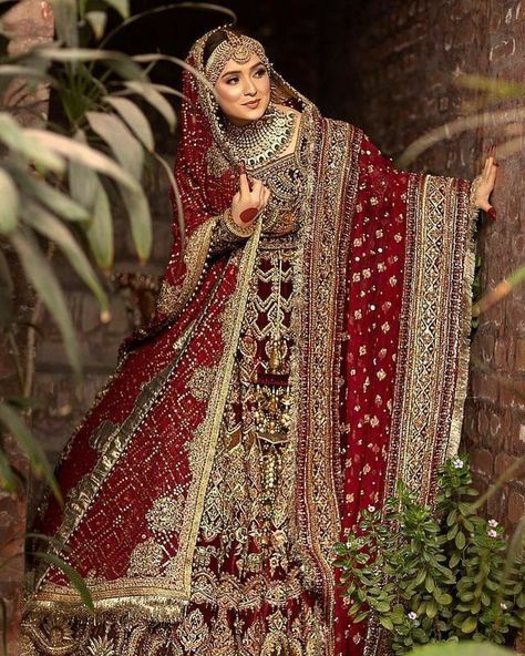 Bridal Dresses Ideas, Bride Fashion Illustration, Hijabi Brides, Desi Vibes, Muslim Bridal, Lux Fashion, Red Bridal Dress, Beautiful Bridal Dresses, Desi Outfits