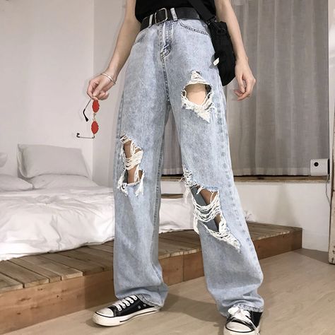 High Waist Ripped Jeans, Vintage Jeans Style, Ripped Jeans Women, Womens Ripped Jeans, Pants Vintage, Loose Jeans, Autumn Fashion Casual, Student Fashion, Vintage Pants