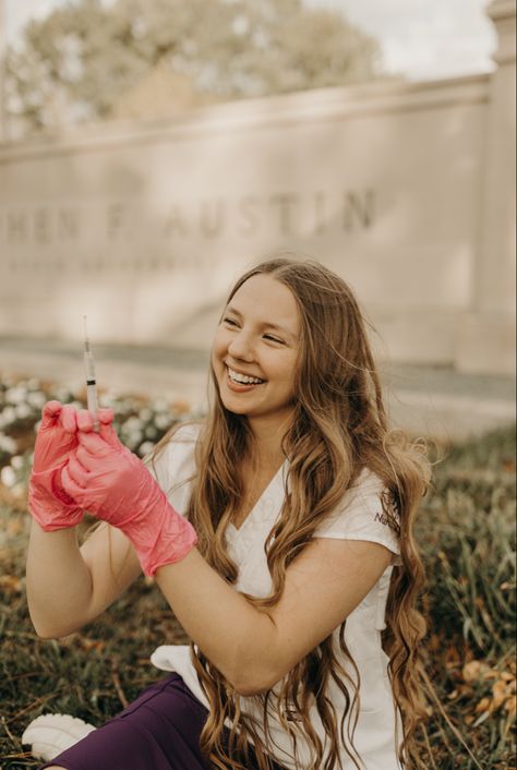 Nursing Portraits, Nursing Scrub Graduation Pictures, Nursing School Graduation Photos, Nursing Student Photoshoot, Nurse Pics Photo Ideas, Nursing School Pictures, Nursing Graduation Pictures Scrubs, Nursing School Photoshoot, Nursing Graduation Pictures Ideas