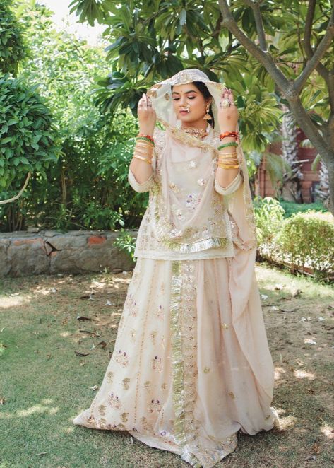 {rajputi poshak, rajputi dress, royal dress, baisa, ghoomar, poshak, suits, rajasthan, culture, marwadi, traditional,
fashion, ethnic, lehenga, baisa, rajwadi, marwadi, royal, wedding, outfit, bridesmaid outfit, brodal wear, pastels, bridal} White Rajputi Poshak, Photo Poses In Rajputi Dress, Baisa Pic, Dheeraj Dhoopar, Rajasthani Dress, Sangeet Outfit, Rajputi Dress, Traditional Indian Outfits, Dress Indian