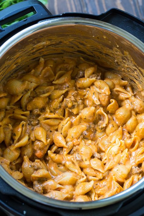 Creamy Shells And Beef, Ground Beef Stroganoff, Instant Pot Pasta Recipe, Homemade Hamburger, Homemade Hamburgers, Hamburger Helper, Instant Pot Dinner Recipes, Easy Instant Pot Recipes, Recipes Dessert