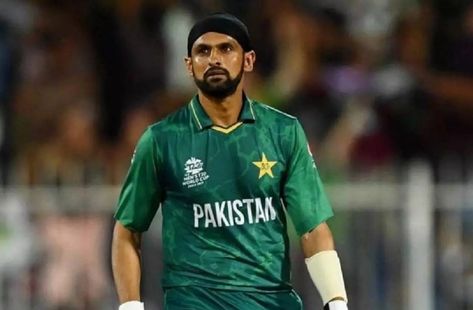 Shoaib Malik claims another record achievement in T20 cricket Check more at https://allthenews.website/shoaib-malik-claims-another-record-achievement-in-t20-cricket/ Asia Cup 2022, Shoaib Malik, Friendship Over, Nusrat Fateh Ali Khan, Christian Shirts Designs, T20 Cricket, Asia Cup, Cricket Sport, Cup Final