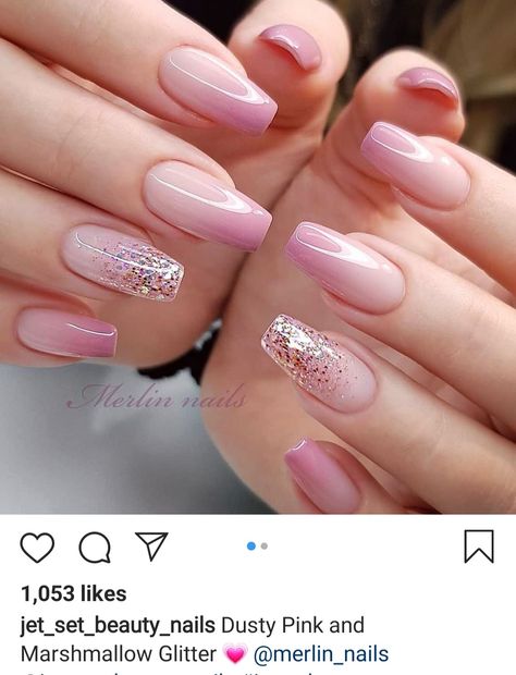 Pink Ombre Nails, Sparkle Nails, Short Acrylic Nails Designs, Nail Designs Glitter, Bridal Nails, Fancy Nails, Chic Nails, Summer Nail, Short Acrylic Nails