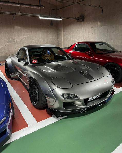 Widebody RX7 found at the Tokyo underground car meet 🇯🇵🩶 #rx7 #rotory #rotorypower #rotoryengine #rotorylife #rotorygang #mazda #mazdarx7 #mazdaspeed #mazdalife #mazdanation #13bturbo #13b #superstreet #drift #speedhunters #jdm #jdmcars #jdmgram #jdmnation #jdmlifestyle #jdmculture #jdmlife #jdmlove #jdmdaily #jdmsociety #jdmclassic #jdmfamily #jdmcar #reamemiya Underground Car Meet, Tokyo Underground, Car Meet, Cool Car Pictures, Rx 7, Mazda Rx7, Streetwear Men Outfits, Vroom Vroom, Jdm Cars