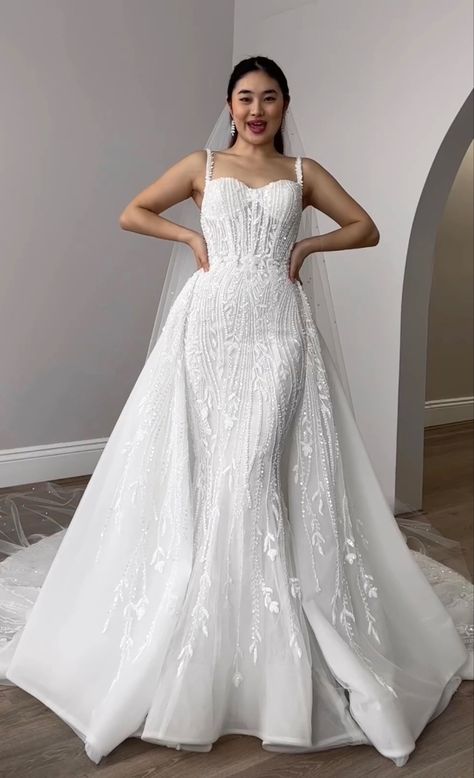 Wedding Dresses With Overskirt, Wedding Dresses With Detachable Skirt, Corset Wedding Gown, Blanche Bridal, Lazaro Wedding Dress, Wedding Crochet, Wedding Frocks, African Prom Dresses, Civil Wedding Dresses